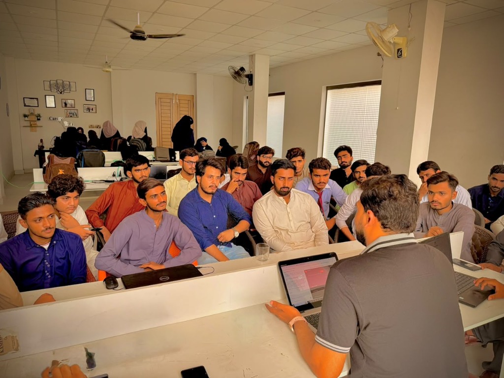 Jam Yousaf Coaching Students
