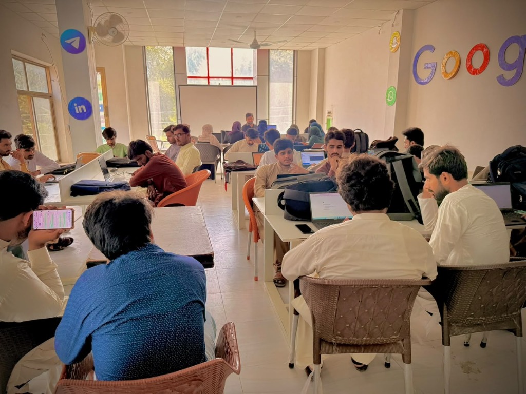 Daylight Laptop Class
